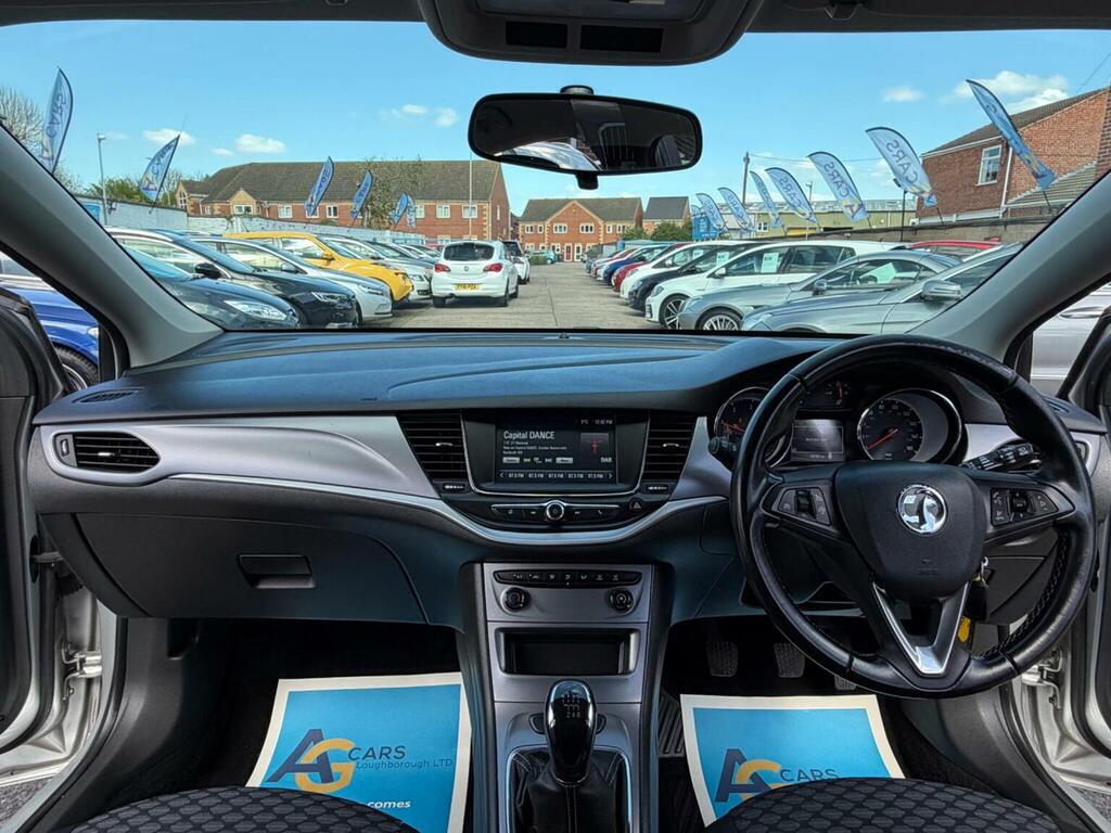 Vauxhall Astra Hatchback 1.6 Cdti Ecotec Blueinjection Tech Line BK68XTV Silver #2