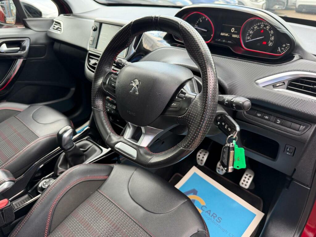 Peugeot 2008 Suv 1.6 Bluehdi Gt Line Euro 6 201818 Red #3