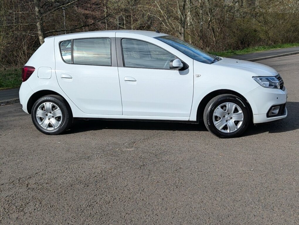 Dacia Sandero 0.9L Comfort SC19DZR White #4