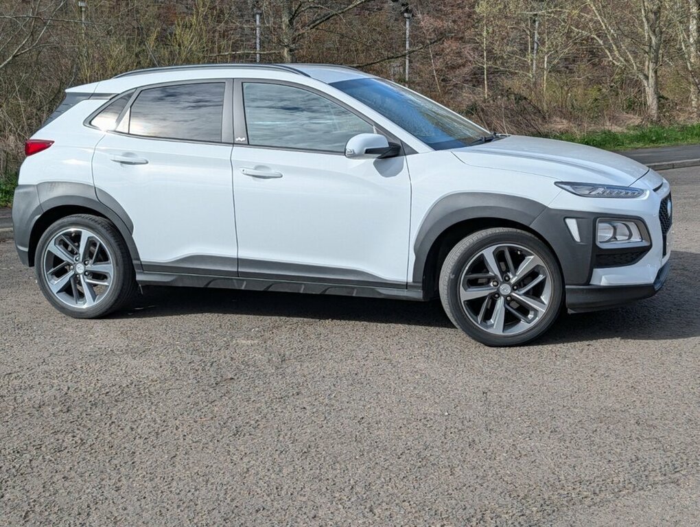 Hyundai Kona 1L Play White #4