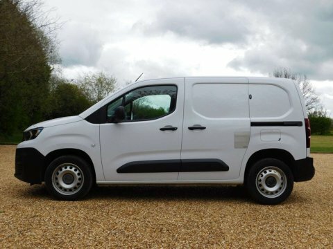 Peugeot Partner 1.5 Bluehdi 1000 MP73FUG White #6