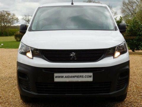 Peugeot Partner 1.5 Bluehdi 1000 MP73FUG White #4