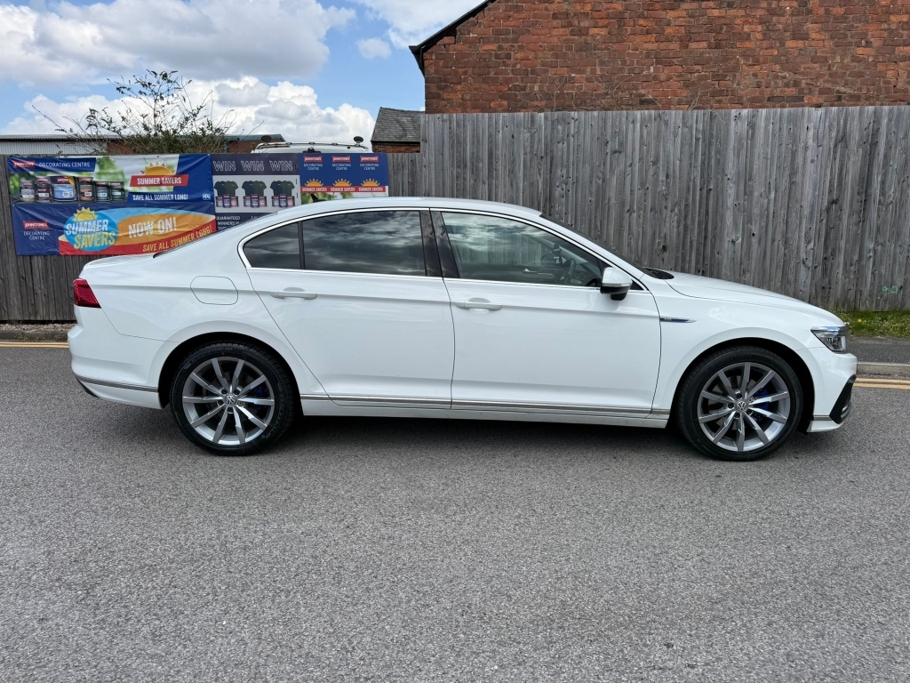 Volkswagen Passat 1.4 Gte Advance Dsg White #5