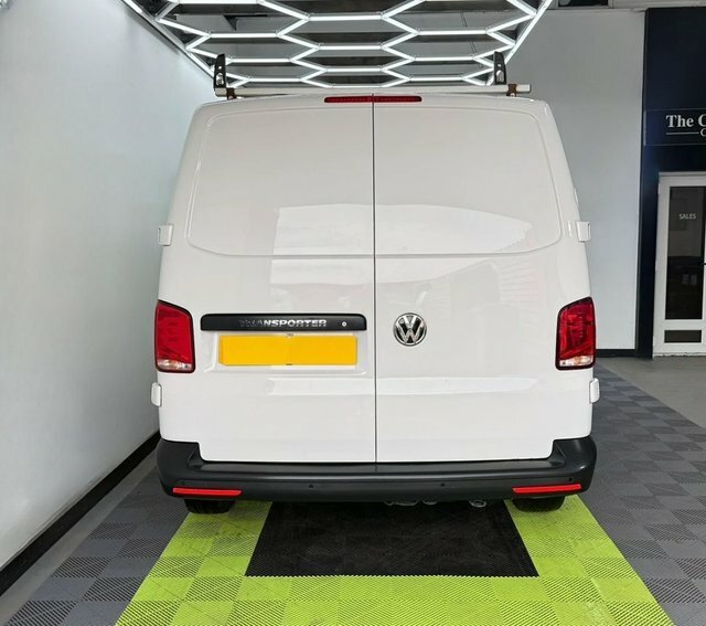 Volkswagen Transporter 2.0 Tdi T28 Startline SJ21XTH White #4