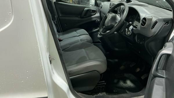 Peugeot Partner 1.6 Hdi 850 Se WO16WWM White #5