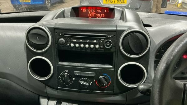 Peugeot Partner 1.6 Hdi 850 Se WO16WWM White #6