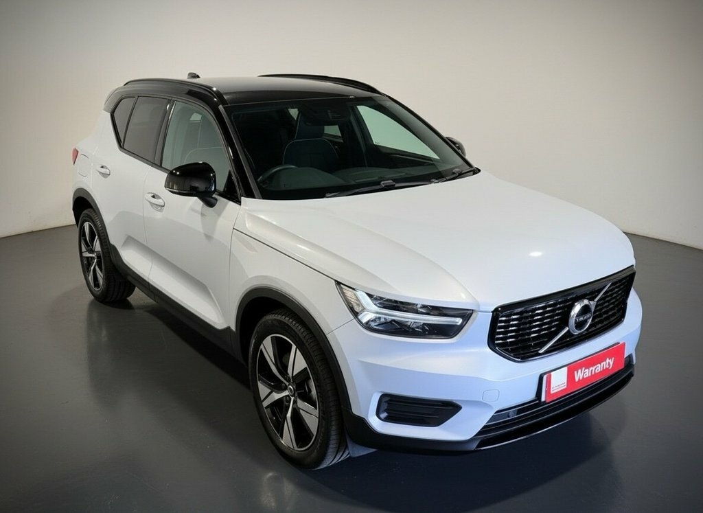 Volvo XC40 1.5L R-design Silver