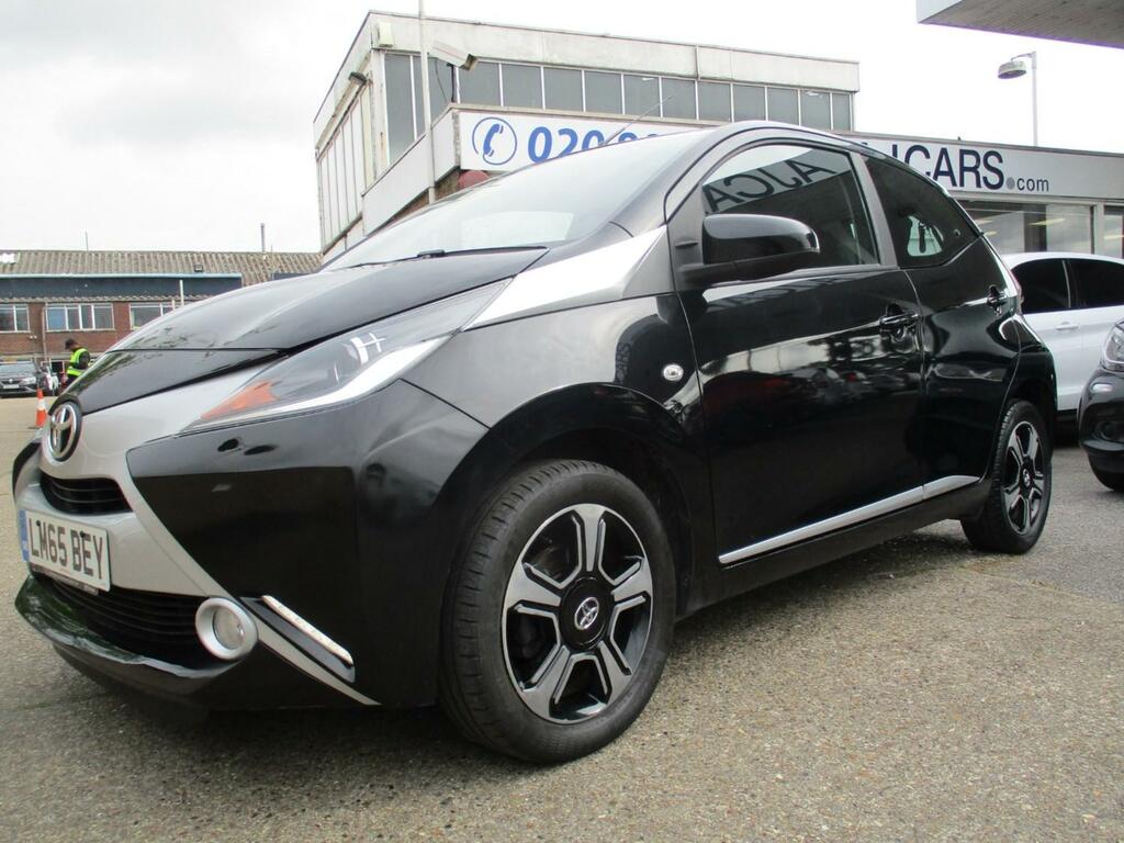 Toyota Aygo 1.0 Vvt-i X-clusiv LM65BEY Black #5