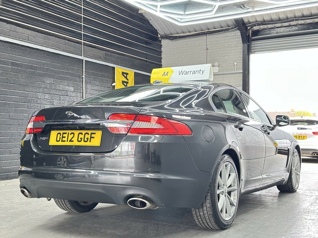 Jaguar XF Saloon 3.0 D V6 Premium Luxury Apply For Finance Grey #5