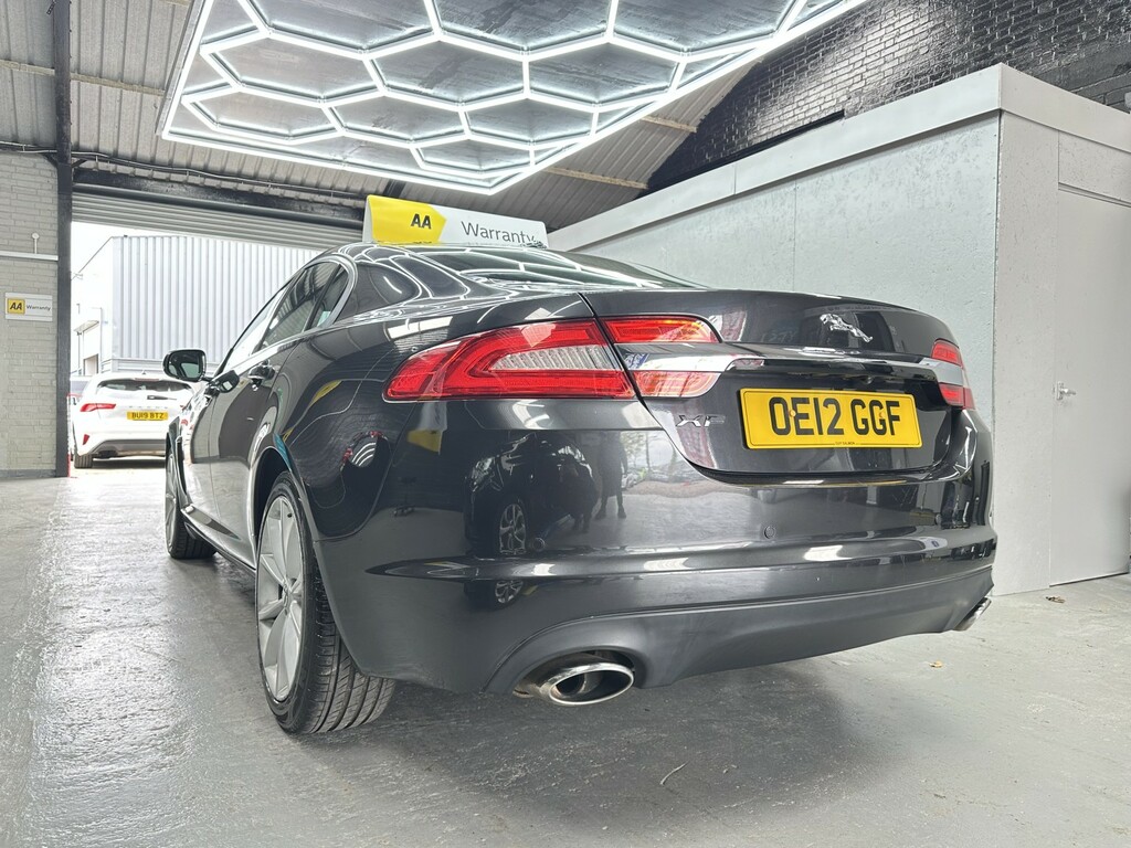 Jaguar XF Saloon 3.0 D V6 Premium Luxury Apply For Finance Grey #3