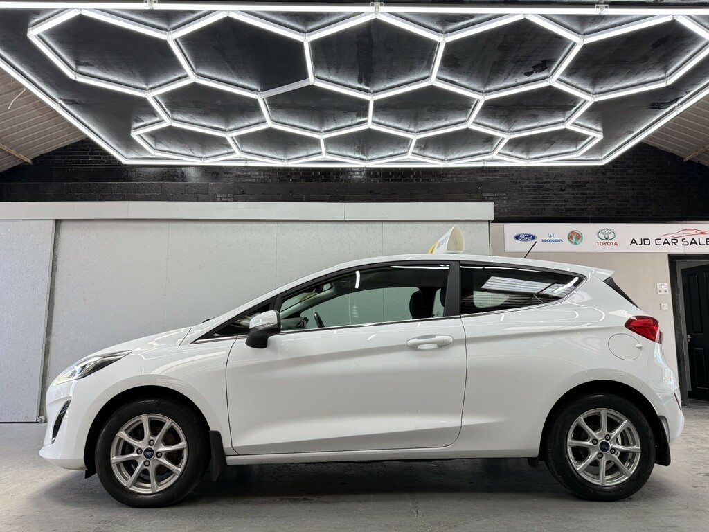 Ford Fiesta Hatchback 1.1 Ti-vct Zetec Apply For Finance On O NX67UDT White #2