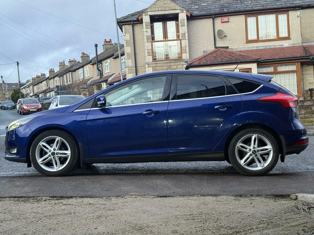 Ford Focus 1.0T Ecoboost Zetec Edition Hatchback M EA17CZS Blue #4