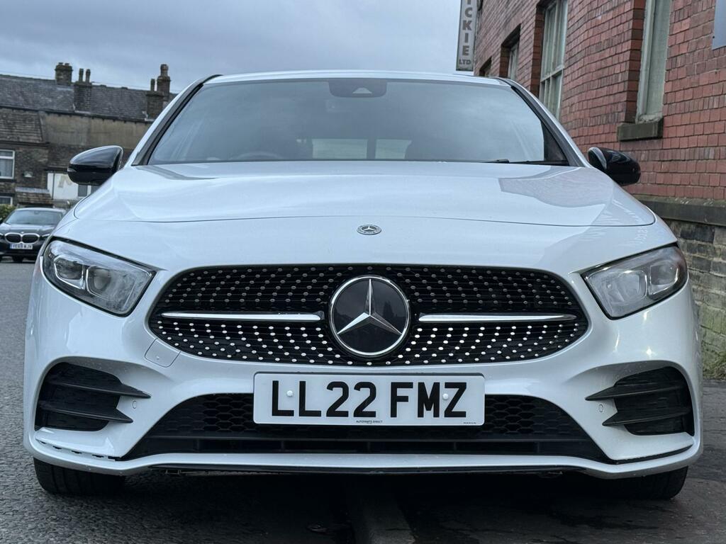 Mercedes-Benz A Class 1.3 A200 Amg Line Edition Executive Hatchback LL22FMZ White #2