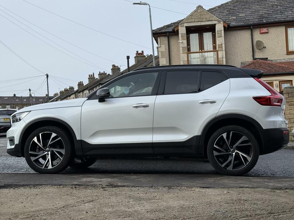 Volvo XC40 2.0 B4 Mhev R-design Pro Suv Hybrid Aut LM21BSO White #4
