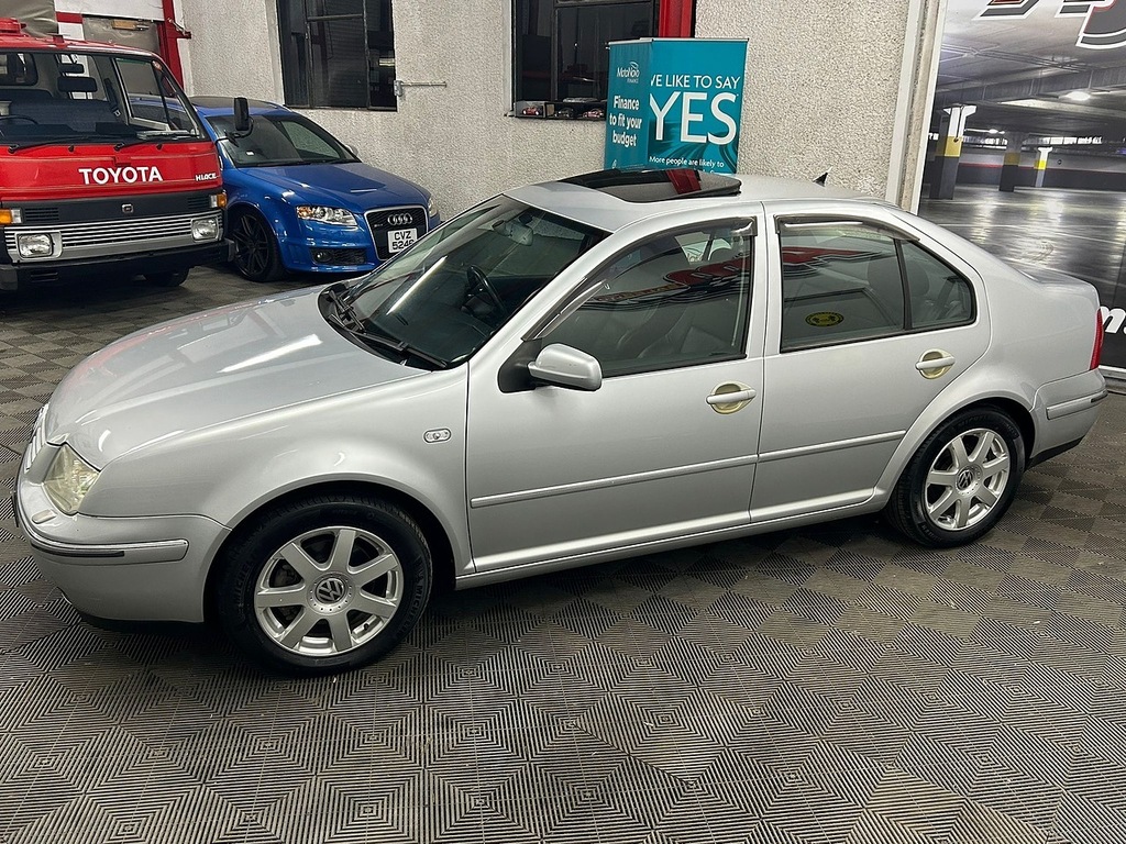 Volkswagen Bora V6 4Motion U838 Silver #6
