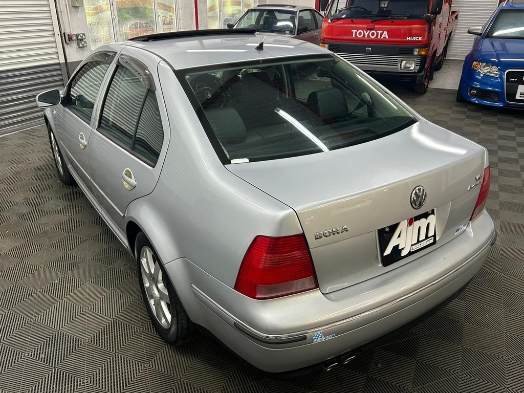 Volkswagen Bora 1.9 Tdi Pd Highline Black #7