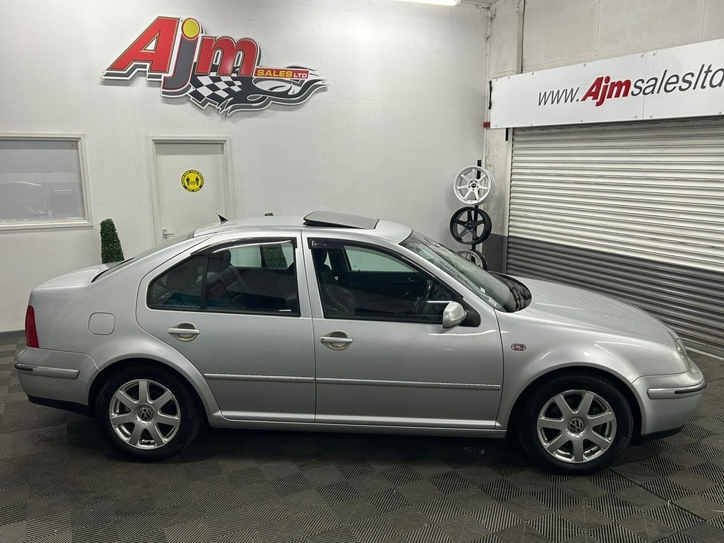 Volkswagen Bora 1.9 Tdi Pd Highline Black #11