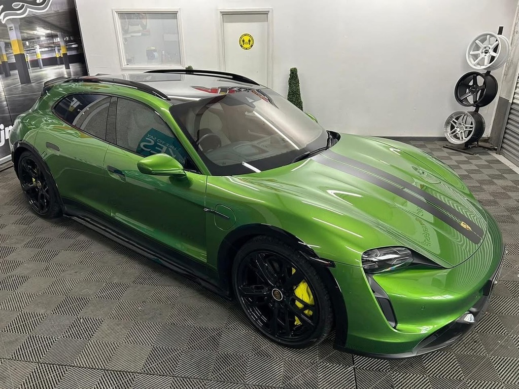 Porsche Taycan Performance Plus Turbo S U882 Ulez BG72UFM Green #2