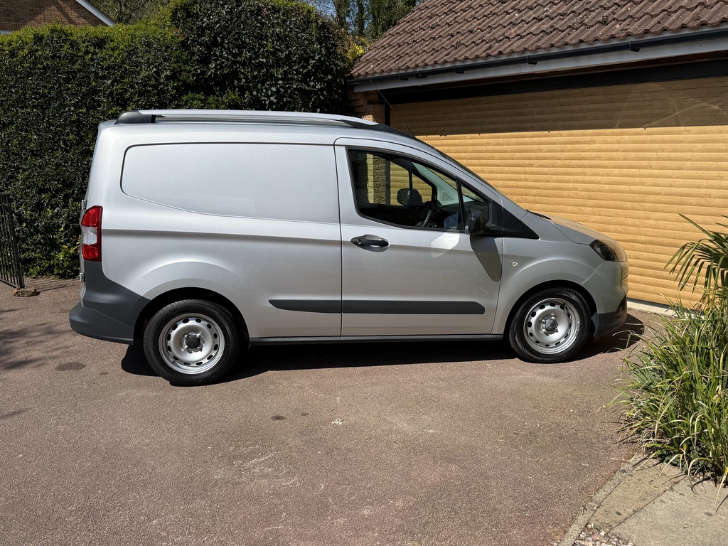 Ford Transit Courier Mpv P022MVW Silver #3