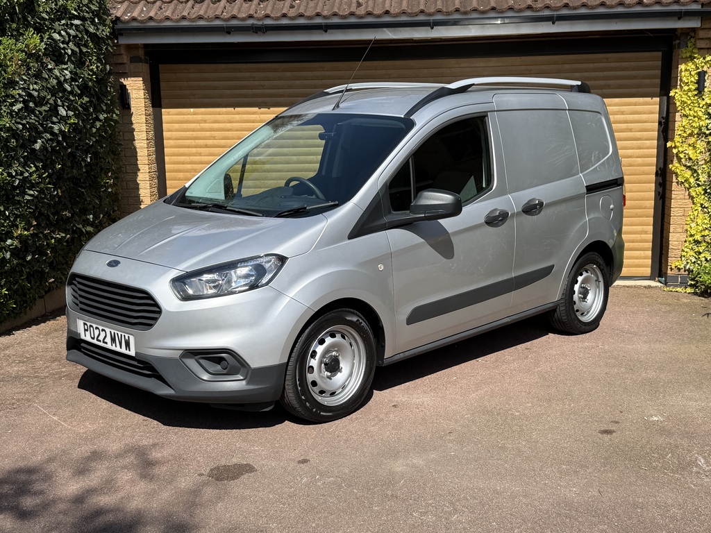 2022 Ford Transit Courier