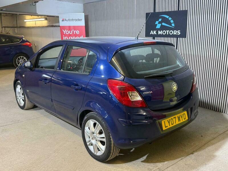 Vauxhall Corsa 1.4I 16V Design LY07WYD Blue #4