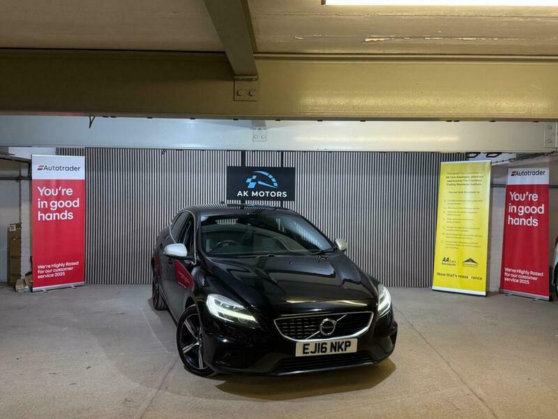 Volvo V40 2.0 T2 R-design Euro Black
