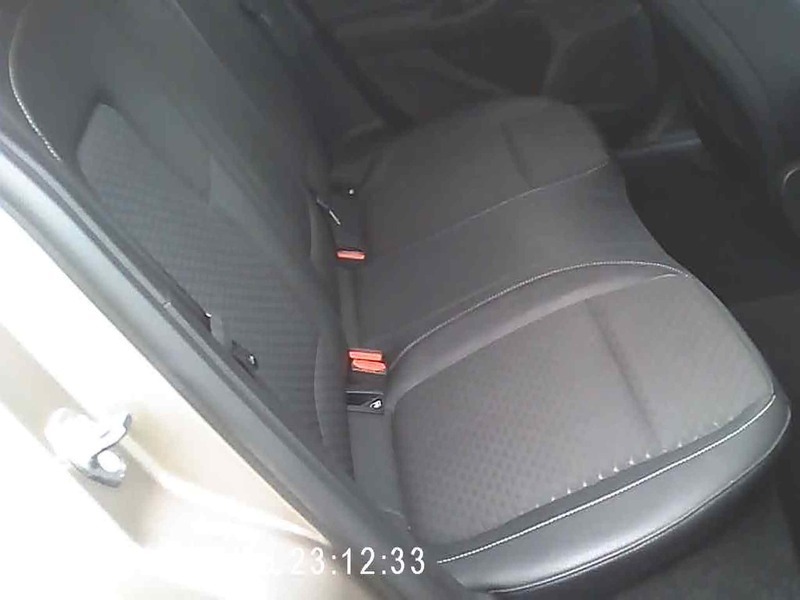 Ford Focus Titanium X WJ19OJO Silver #6
