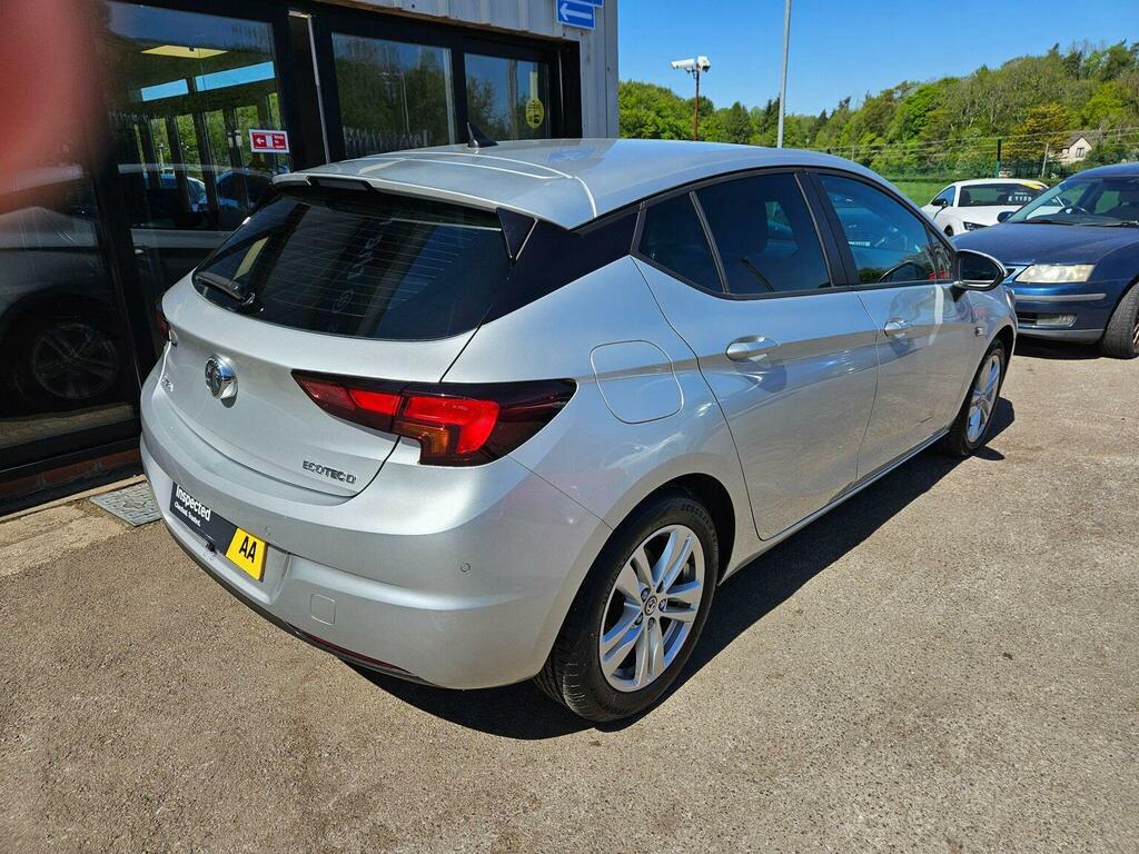 Vauxhall Astra Hatchback 1.6 Cdti Ecotec Blueinjection Tech Line BT18XEM Silver #5