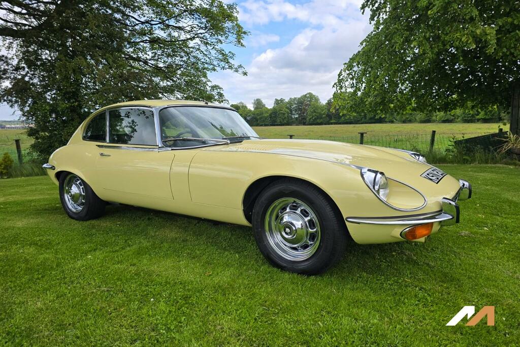 Jaguar E-Type 5343Cc V12 Yellow