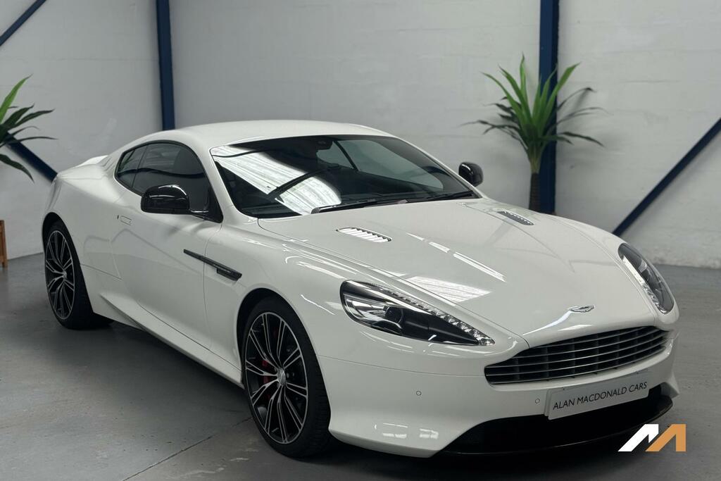 Aston Martin DB9 6.0 V12 Carbon Edition Coupe T-tronicii White