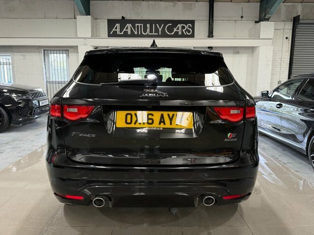 Jaguar F-Pace 2016 3.0 D300 V6 S Suv Awd Euro 6 OX16AYM Black #4