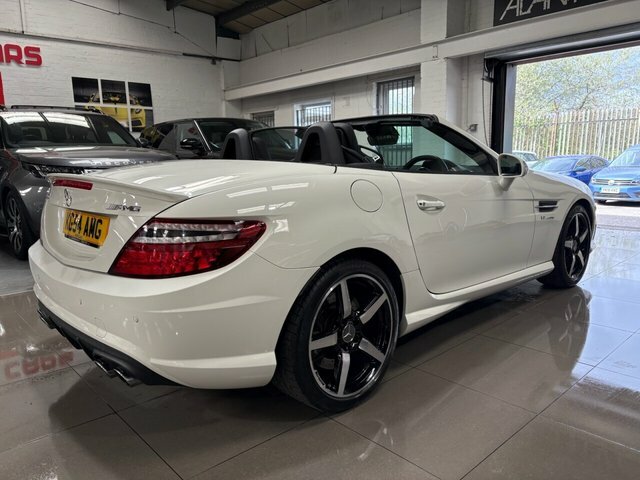 Mercedes-Benz SLK 2013 5.5 Slk55 V8 Amg Convertible Spds White #6