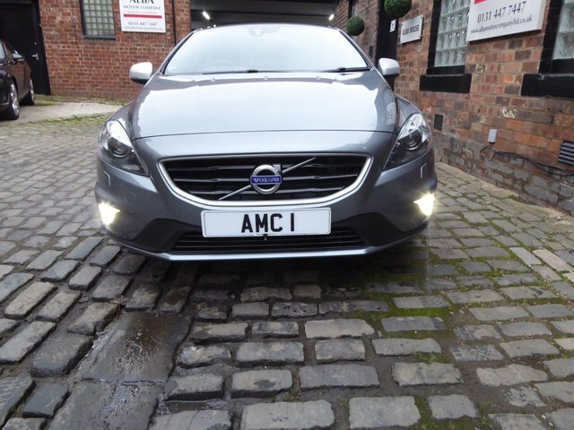 Volvo V40 2.0 D4 R-design Lux Grey #2