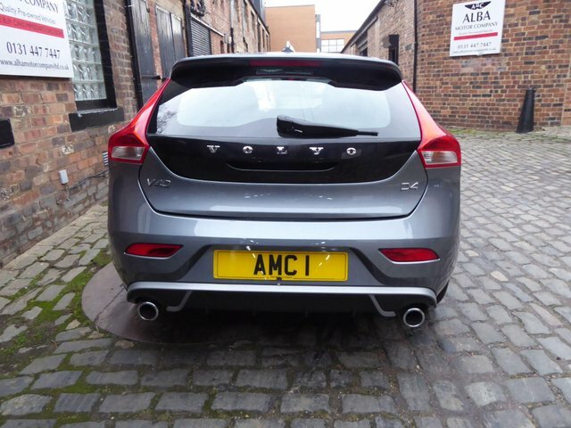 Volvo V40 2.0 D4 R-design Lux Grey #5