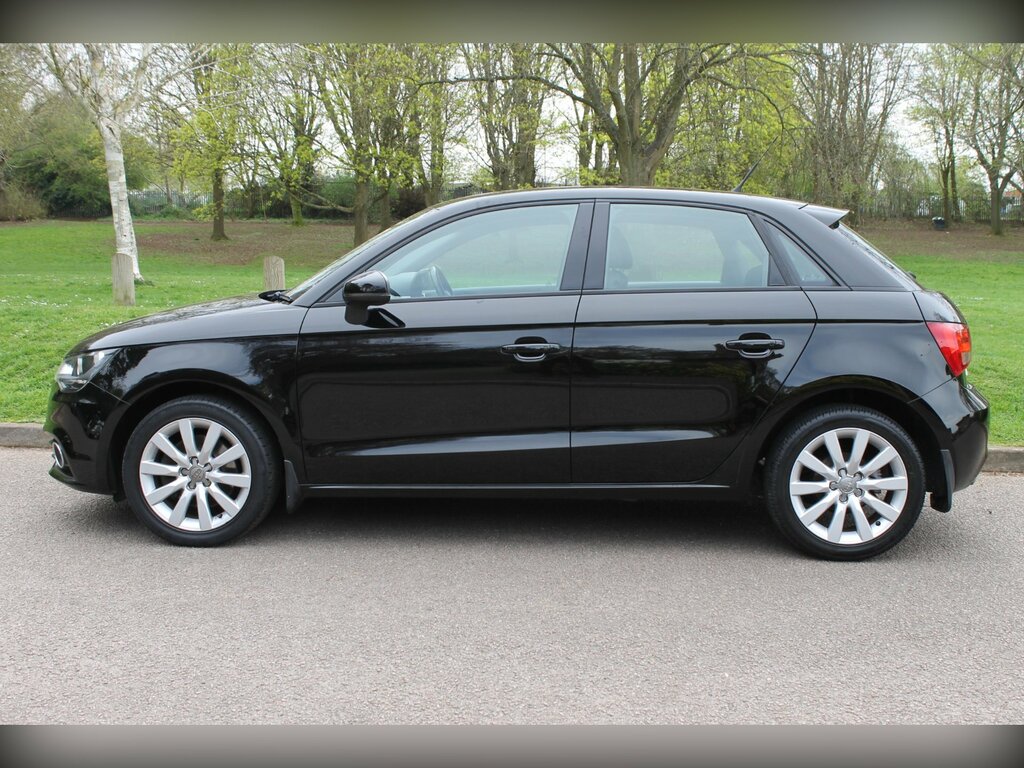 Audi A1 1.4 Tfsi Sport Sportback Euro 5 MA64EZL Black #2