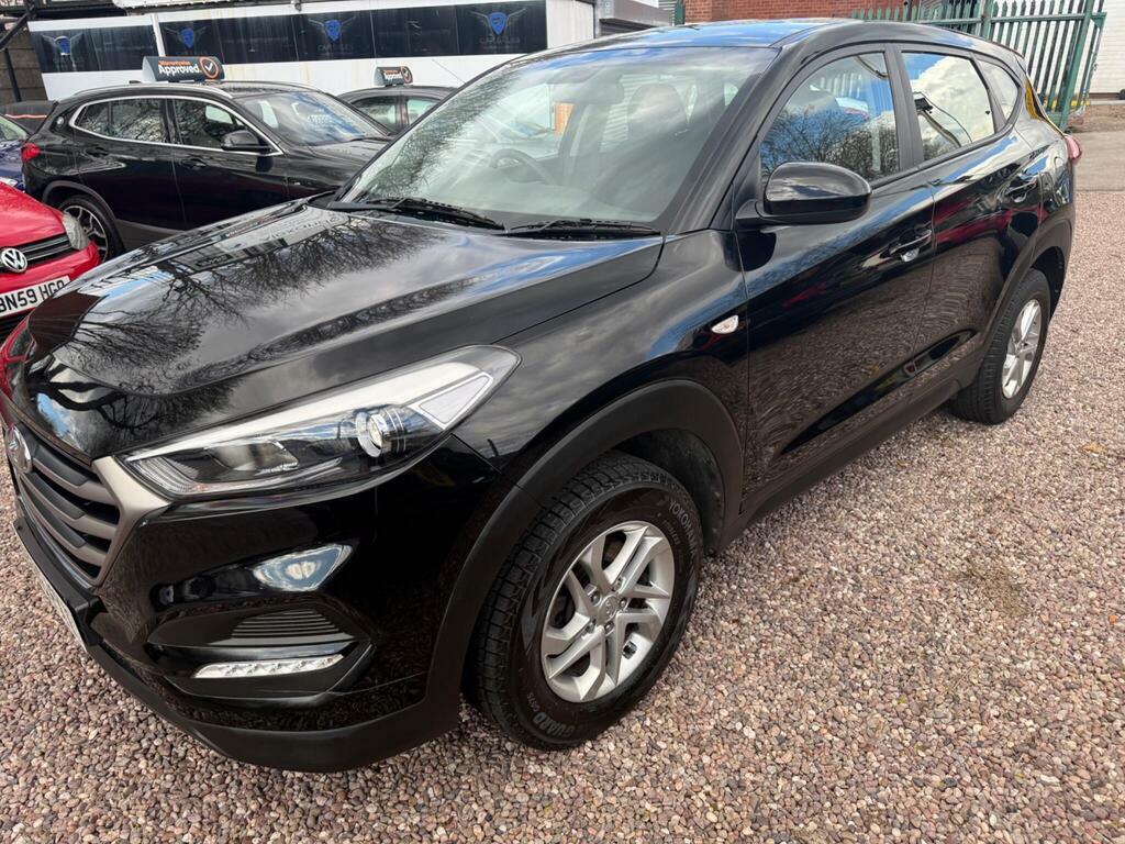 Hyundai Tucson 1.6 Gdi Blue Drive S Euro 6 S S SG66FXT Black #3
