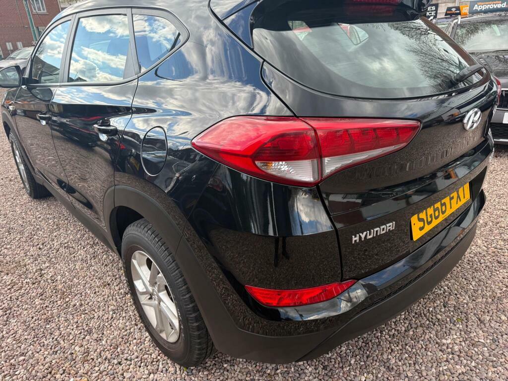 Hyundai Tucson 1.6 Gdi Blue Drive S Euro 6 S S SG66FXT Black #4
