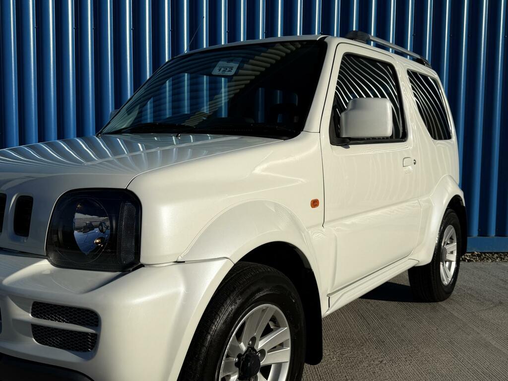Suzuki Jimny 1.3 Sz4 Suv 167 Gkm, 83 Bhp White #4