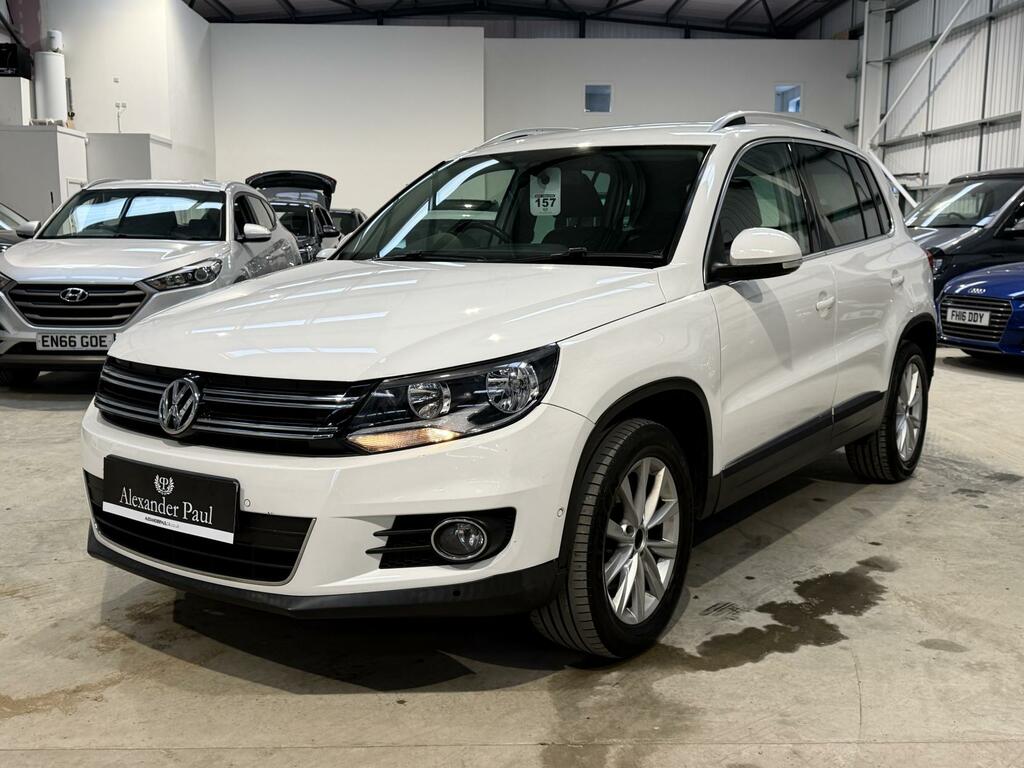 Volkswagen Tiguan 2.0 Tdi Bluemotion Tech Se Suv 2 VK13KBO White #4