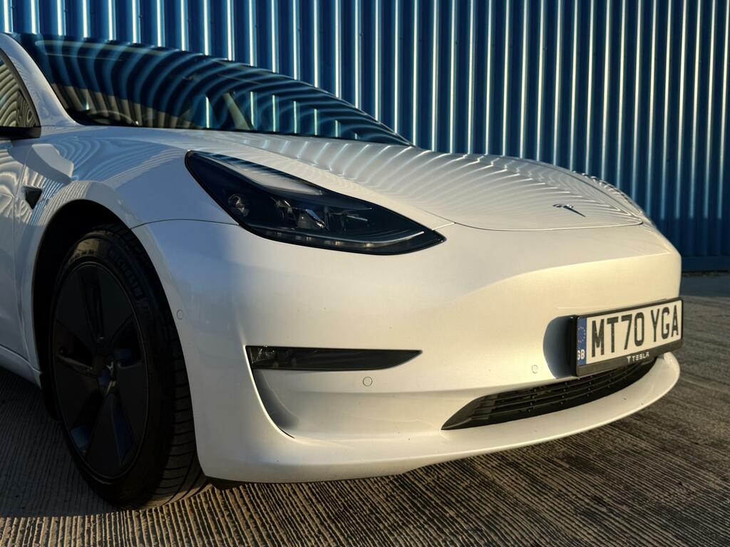 Tesla Model 3 Dual Motor Long Range Saloon 4 MT70YGA White #3