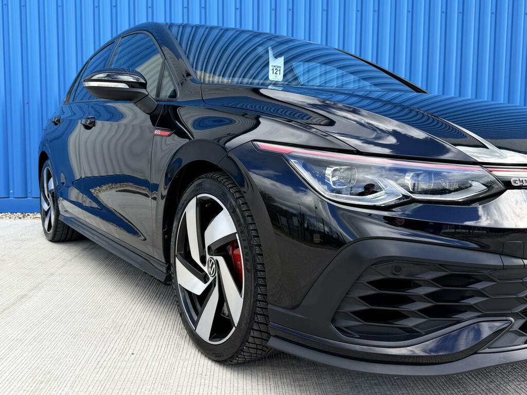 Volkswagen Golf 2.0 Tsi Gti Clubsport Hatchback Dsg Eur RE73GNZ Black #2