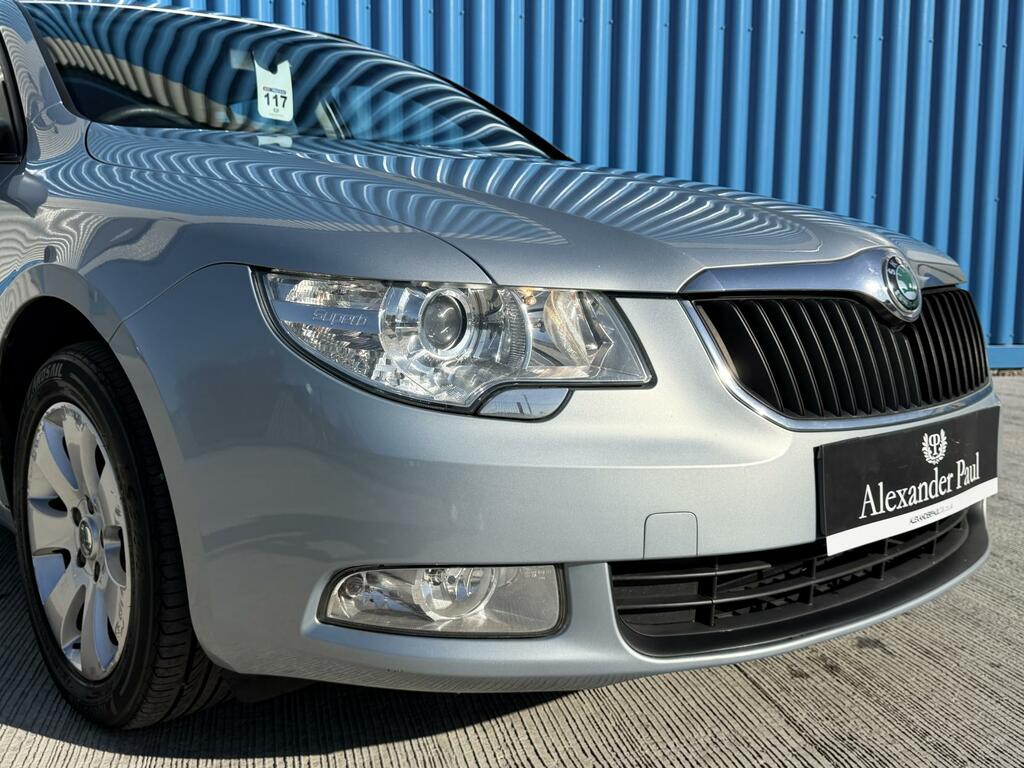 Skoda Superb 2.0 Tdi S Estate Euro 5 140 Ps Blue #3