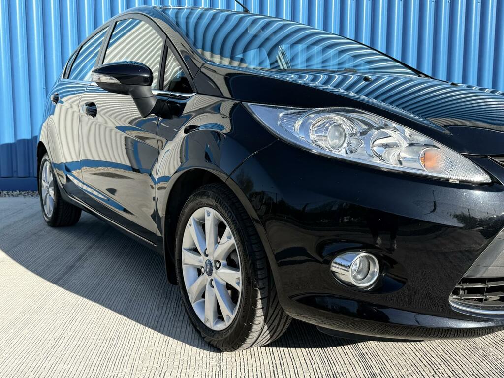 Ford Fiesta 1.4 Zetec Hatchback 133 Gkm, 9 YR10DDK Black #2