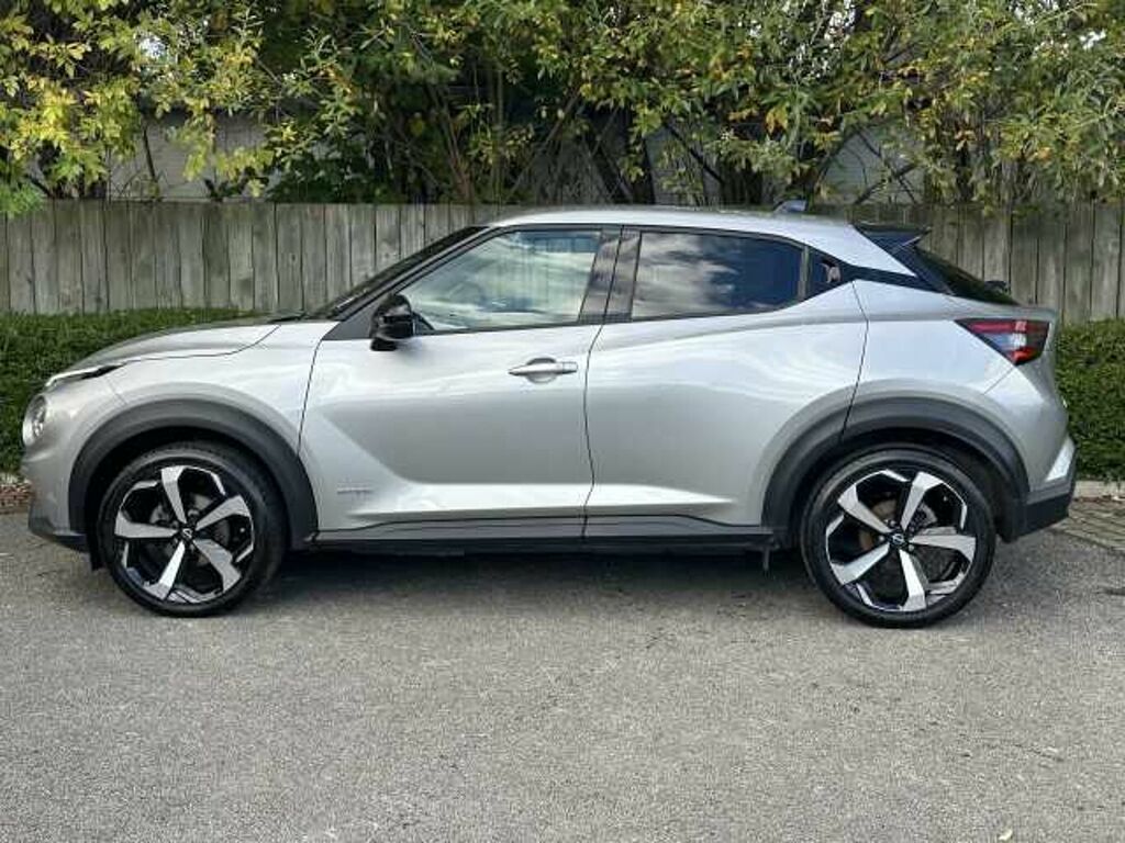 Nissan Juke 1.6 Hybrid Tekna  Silver #4