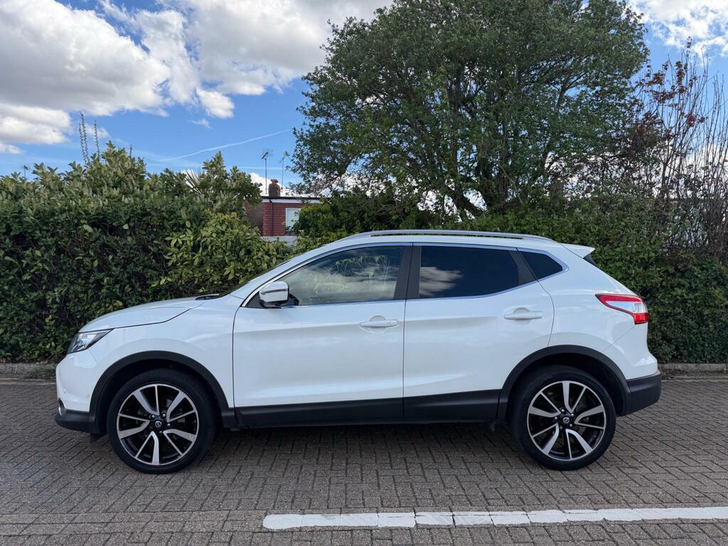 Nissan Qashqai 1.6 Dig-t Tekna 2Wd Euro 6 S S White #6