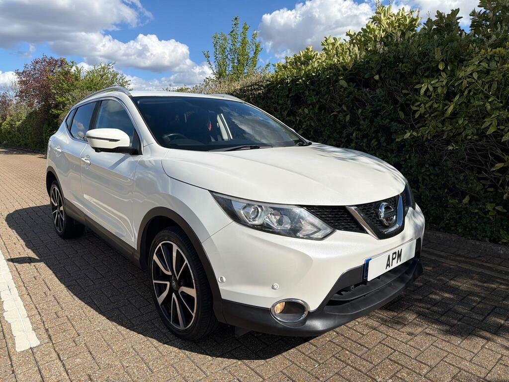 Nissan Qashqai 1.6 Dig-t Tekna 2Wd Euro 6 S S White