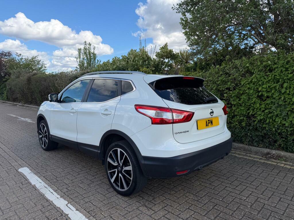 Nissan Qashqai 1.6 Dig-t Tekna 2Wd Euro 6 S S White #4