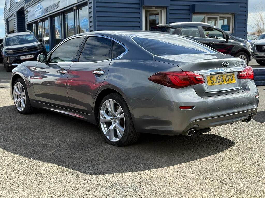 Infiniti Q70 Sport Tech D Grey #34