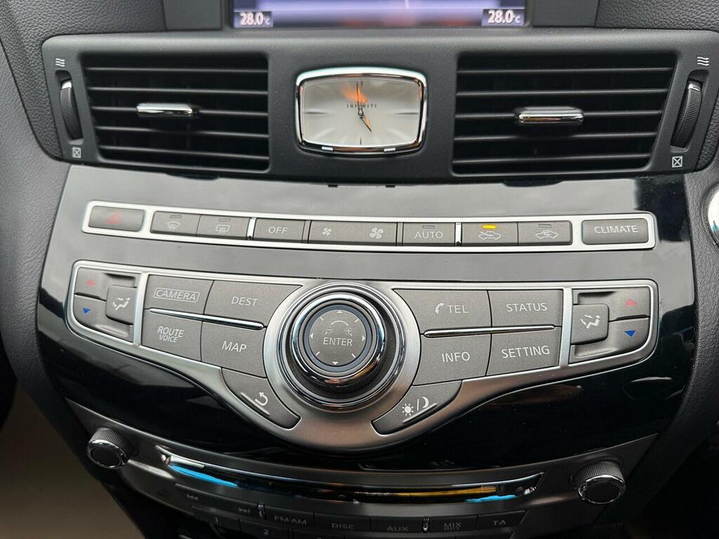 Infiniti Q70 Sport Tech D Grey #28