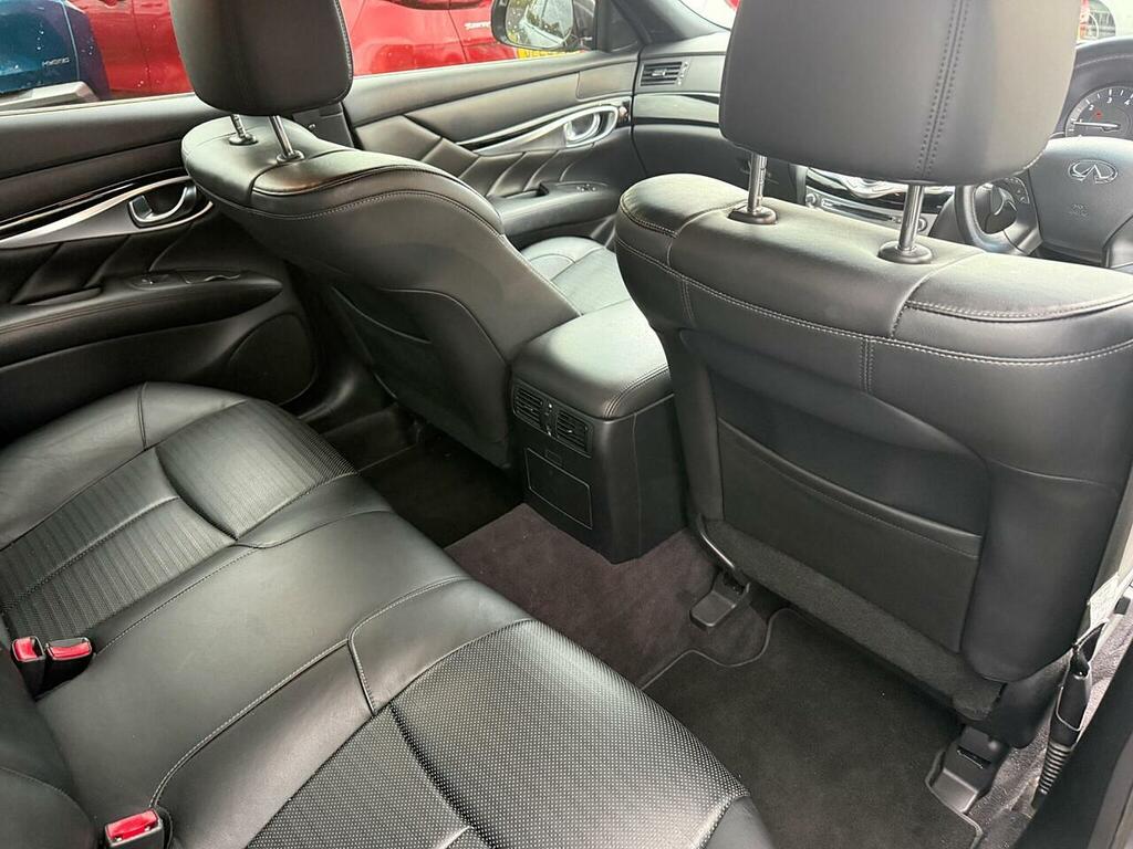 Infiniti Q70 Sport Tech D Grey #25